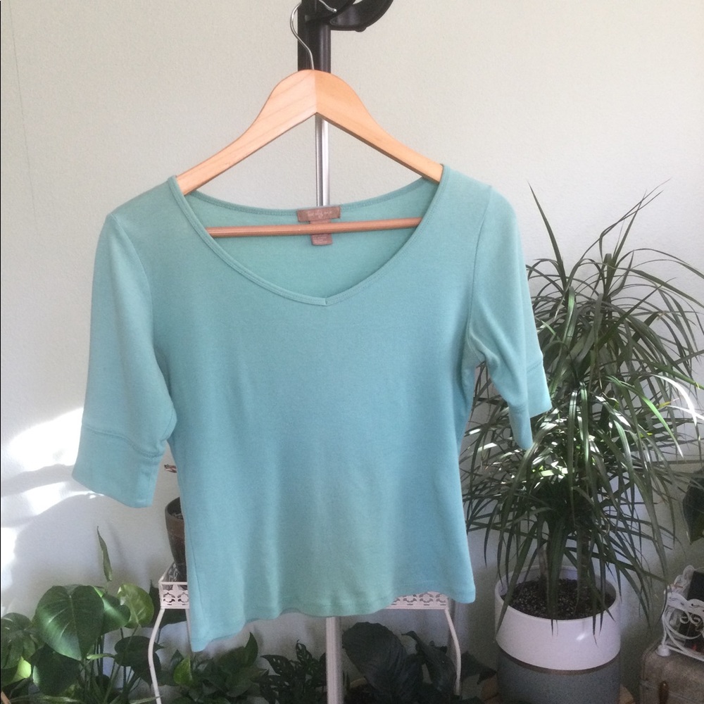 Teal v-neck shirt